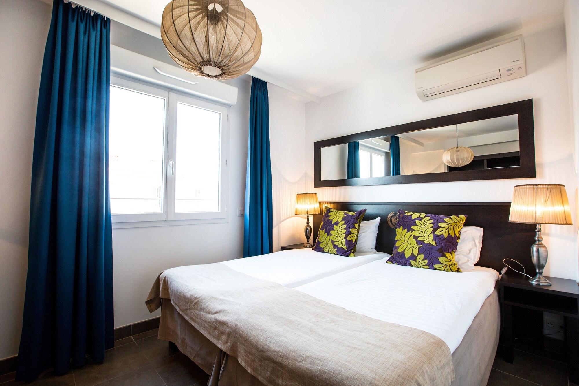 Langley Resort Napoleon Bonaparte LʼÎle-Rousse 외부 사진