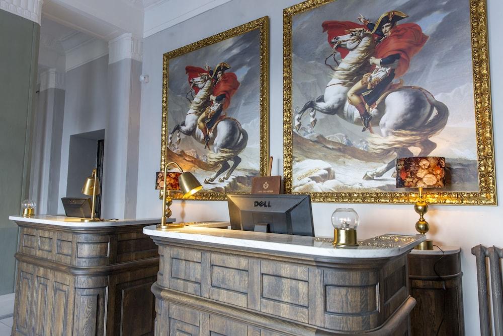Langley Resort Napoleon Bonaparte LʼÎle-Rousse 외부 사진