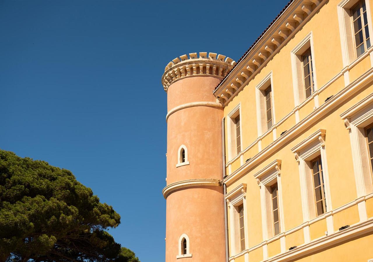 Langley Resort Napoleon Bonaparte LʼÎle-Rousse 외부 사진